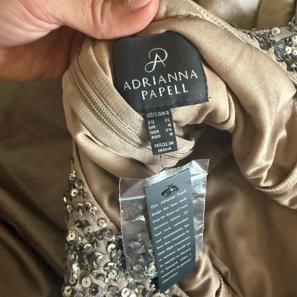Adrianna Papell Sequin Bodice Taffeta Ballgown Size 4 - Picture 7 of 7